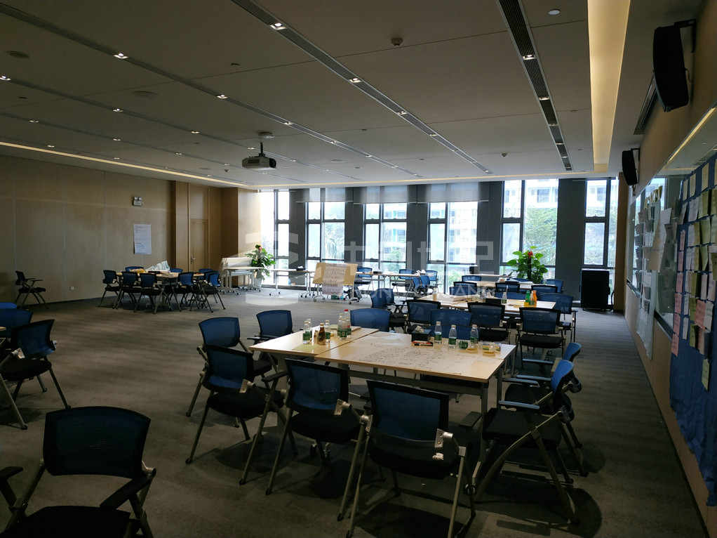 深圳華星光電培訓室照片 深圳華星光電培訓室照片