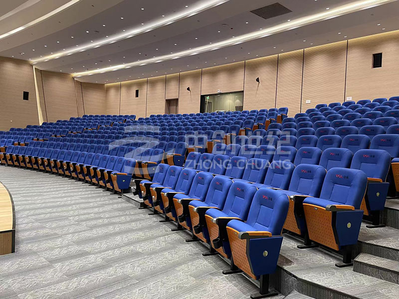 多功能廳.jpg 多功能廳.jpg